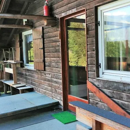 Ferienwohnung In Abgelegener Ski- Und Wanderhutte Апартаменты